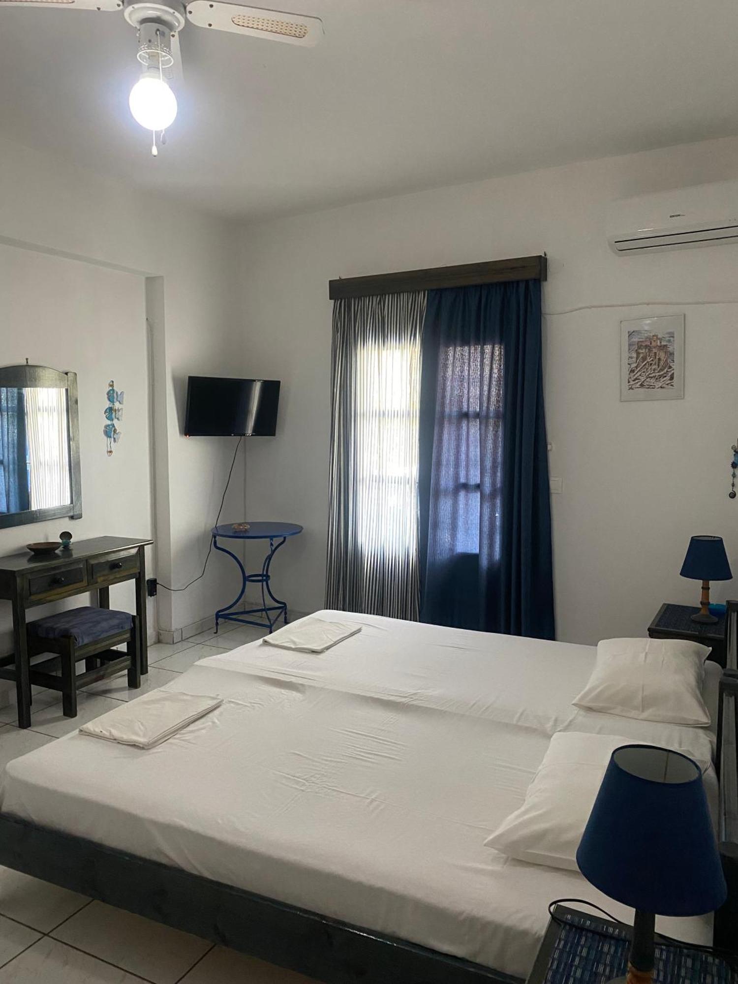 Vrahos Rooms - Studios Alopronia Екстериор снимка